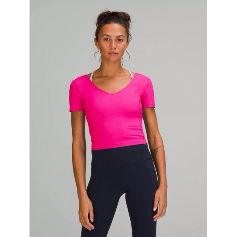 lululemon Align Tee Cropped Hot Pink Short Sleeve Workout Yoga Top Size 4 EUC